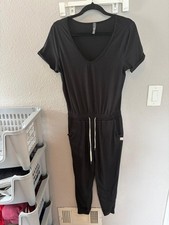 Vuori All Day Jumpsuit Black/Charcoal Grey size S. No longer sold. 98 retail. G