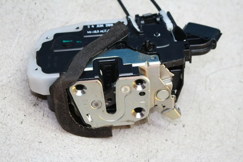 Deurslot ZV Kasteel links achter Y26-14520 Nissan Micra IV K13 Bj.12 - Afbeelding 2 van 6