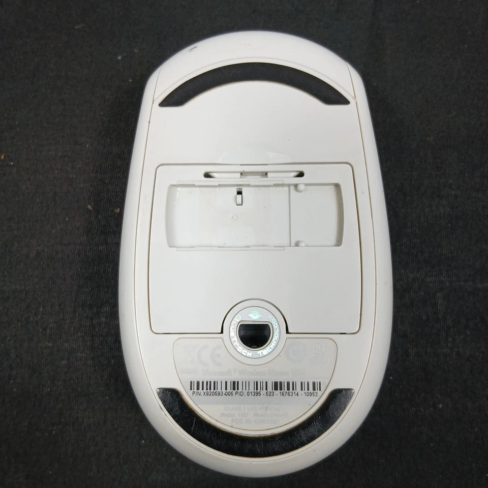 Microsoft Wireless Mouse 5000 BlueTrack Ergonomic Comfort PC Mac No Dongle - Image 2 of 4