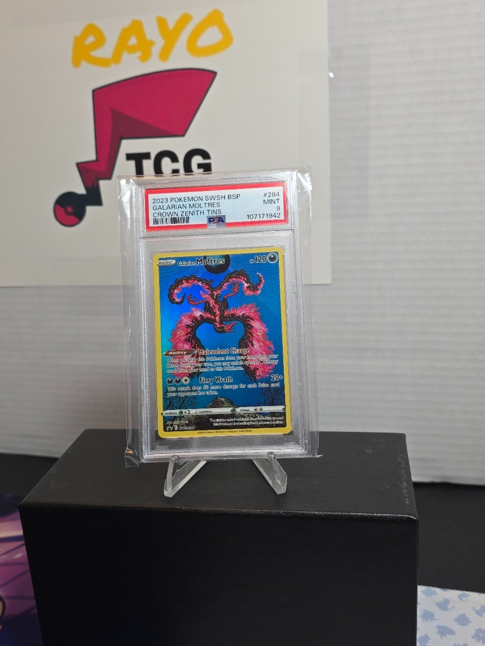 2023 Pokemon Crown Zenith ** GALARIAN MOLTRES ** Black Star Promo #284 Psa 9