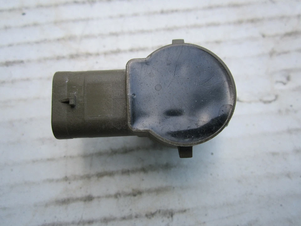 dp30562 Audi A6 A7 Q7 Q8 2020 2021 2022 Rear Bumper center PDC parking sensor OE - Image 3 of 4