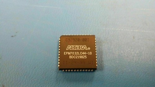 SCC68681C1A44,512 NXP Semiconductors | Italia - Foto 6