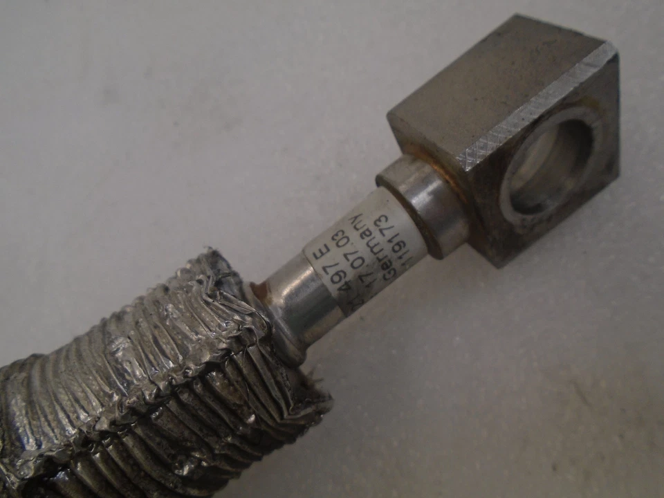 LK805183 1999-2005 VOLKSWAGEN BEETLE 1.8L TURBO REFRIGERANTE LÍNEA DE SUMINISTRO PIEP OEM Foto 4 de 4