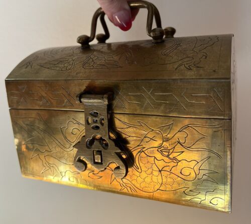 Vintage Brass Storyteller Engraved Brass Vanity Jewelry Box Chinese Asian - Picture 1 of 16
