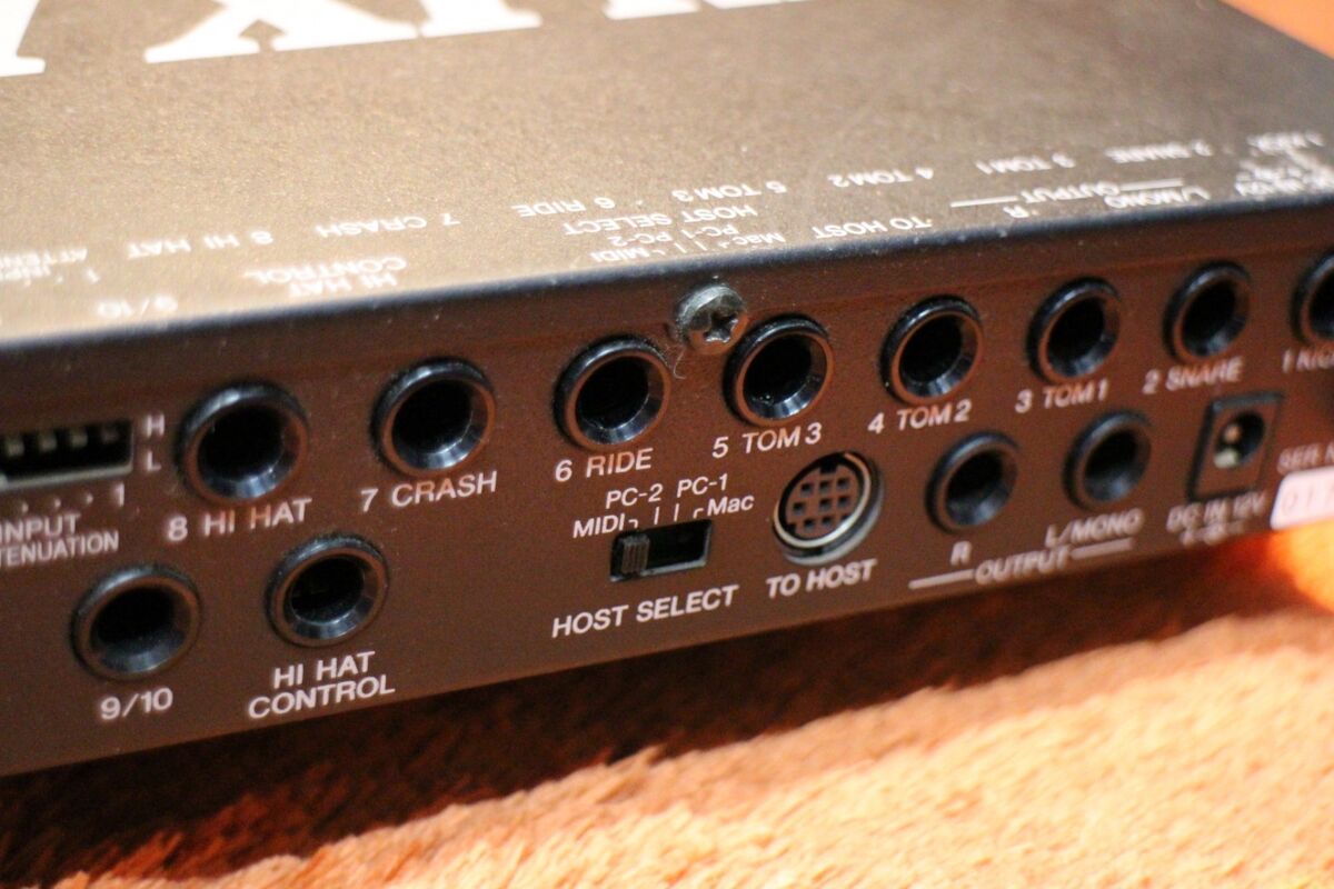 USED YAMAHA DTXPRESS Electronic Drum Trigger Module from USED YAMAHA DTXPRESS Electronic Drum Trigger Module from