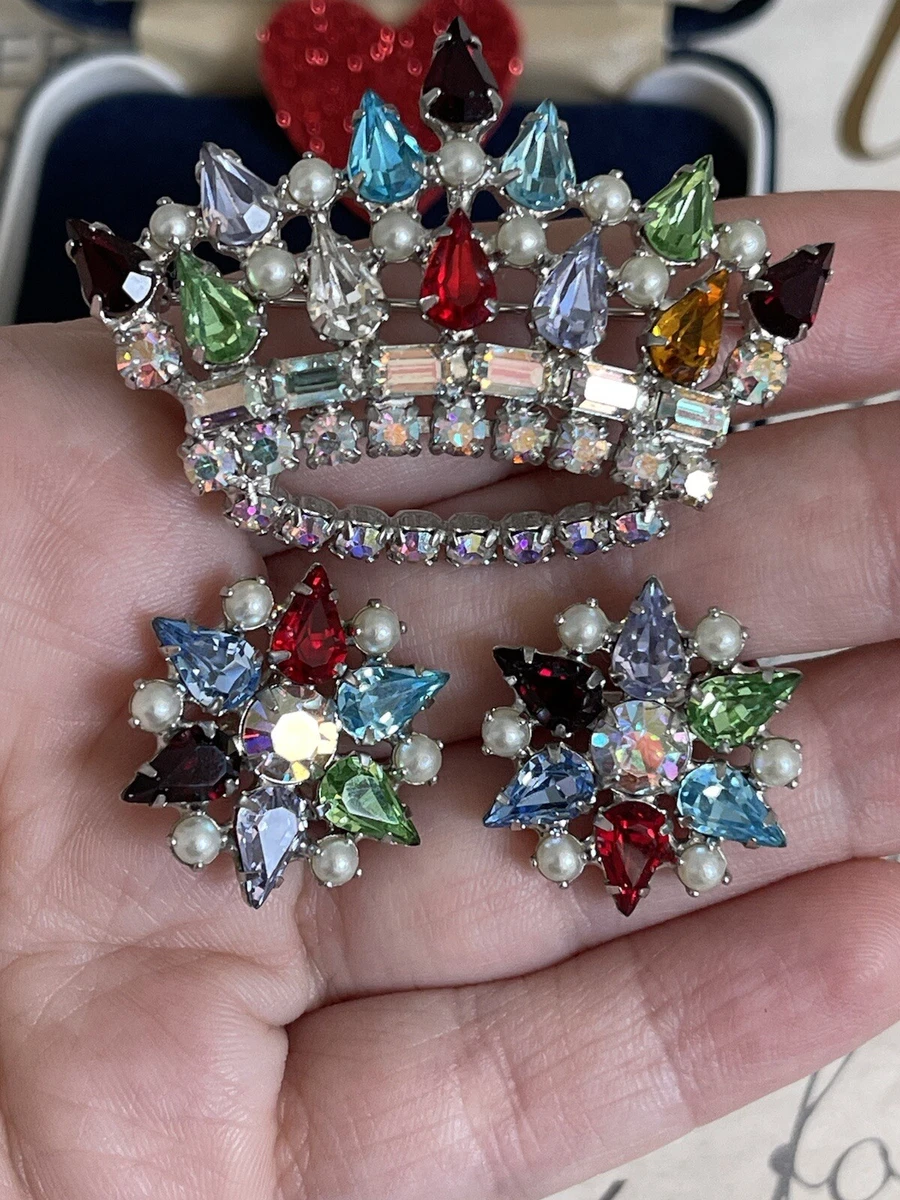B david clearance crown brooch