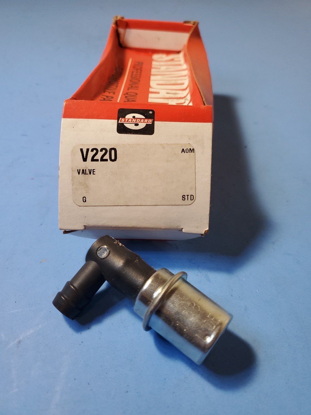 Standard Ignition PCV Valve for Chevrolet V220