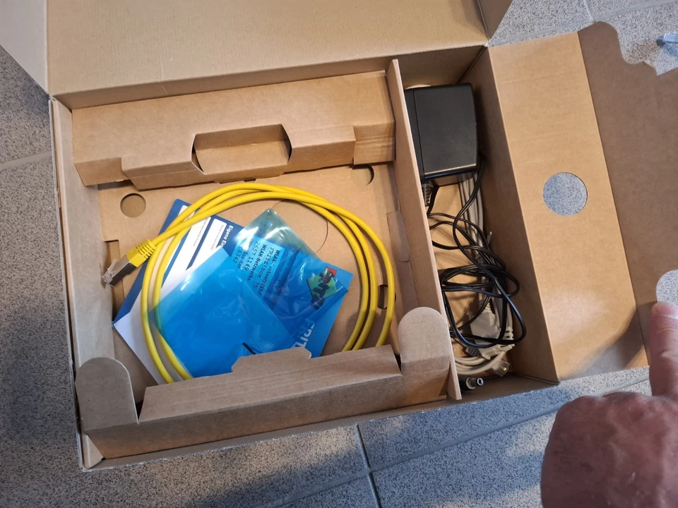 Fritzbox 7272 - DSL Router mit WLAN - Bild 4 von 4