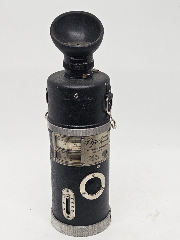 Antique Pyro Optical Pyrometer, made by The Pyrometer Instrument Co. New York NY