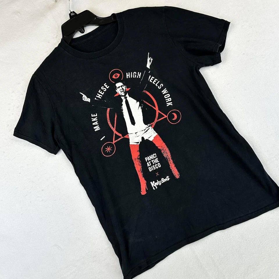 Паника! At The Disco рубашка мужская средний черный Kinky ботинки каблуках работы группы футболка - Изображение 3 из 4