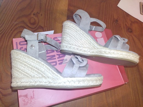 Quality Brand new ladies wedges shoes sandals sizes 4,5.5,6&7, beige Taupe - Picture 2 of 13