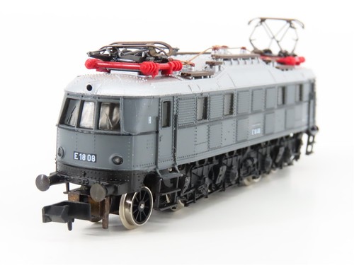 N Scale Arnold 2453 DB Duetsche Bundesbahn E18 Electric Loco #08 - Picture 6 of 12