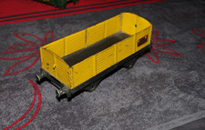 HORNBY MECCANO O WAGON TOMBEREAU SNCF JAUNE BON ETAT D'USAGE sans roue. N° 3