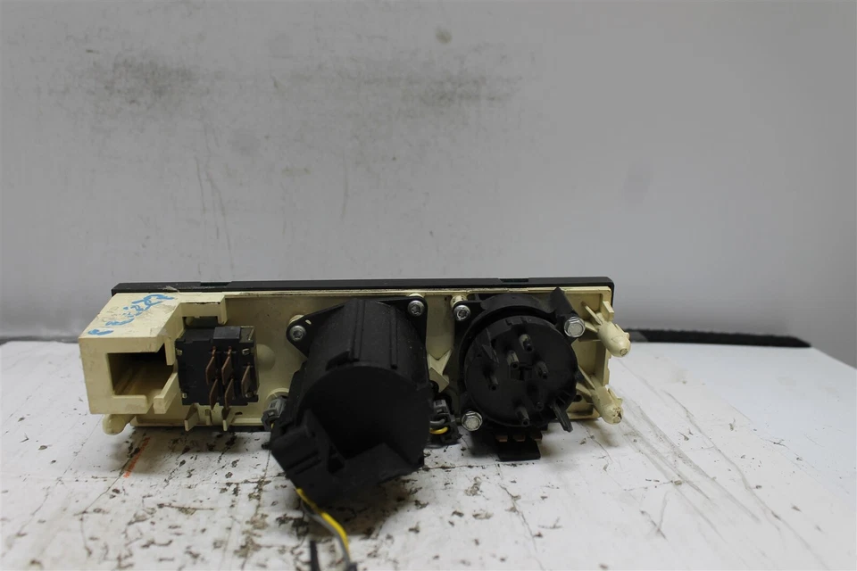 Interruptor 859 1D2-B3 Buick Skylark 1996-1998 temperatura de calor aire acondicionado control climático 16268644 Foto 4 de 4