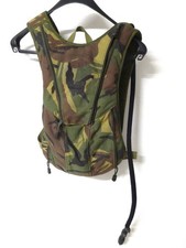Camelbak /Rucksack/ Trinkrucksack . DPM woodland NL Armee . 3 liter