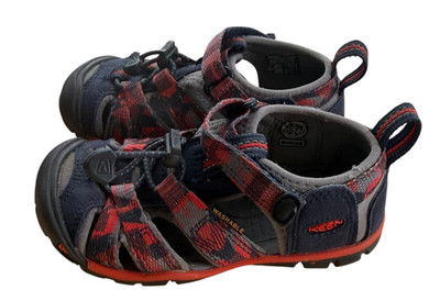 KEEN Newport H2 Toddler Sandals Size 9 US Orange and Black Water Shoes Washable