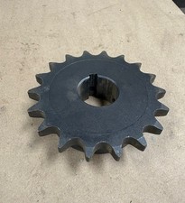 MARTIN 50BS18 1-1/8" BORE ROLLER CHAIN SPROCKET WITH KEYWAY 50 CHAIN 18 TEETH