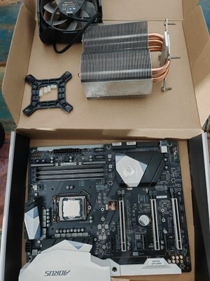 ASUS Z270X-Gaming 5 Mainboard, Intel Chip I7-7700k, 16 GB Ram, Netzteil 700W