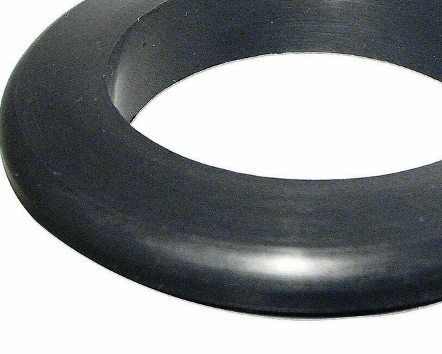 John Deere GAS TANK GROMMET 80 820 830 840 R1385R JD 679 eBay