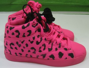 Reebok T Raww V55631 Mid Top Limited Hot Pink Leopard Print Women Size 5 5 6 Ebay