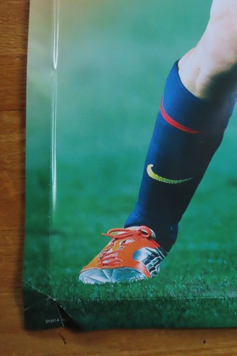 Argentine Professional Footballer LIONEL LEO MESSI BARCELONA Poster WORLD CUP - Foto 3 di 5
