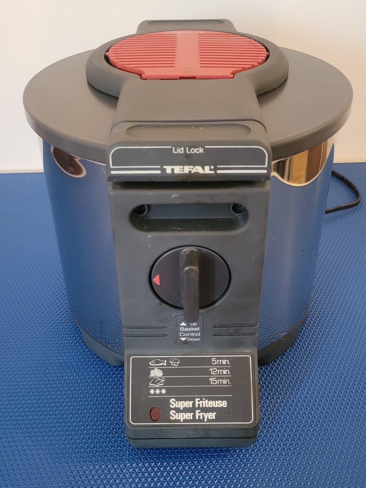 Vintage TEFAL Super Safety Family Fryer Deluxe Model 8274 Made in France  -image