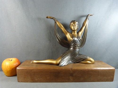 Statue Danseuse Art Déco en régule à patine bicolore sur socle en chêne, c.1930 - Picture 12 of 12