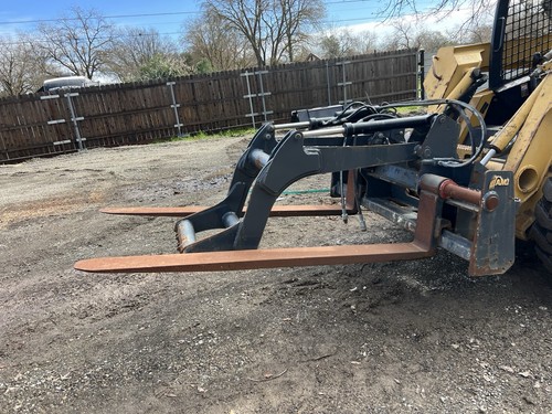 Pallet Fork Grapple Skid Steer Attachment