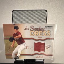 Donruss 2004 Leaf Roy Oswalt Sunday Dress Game-Worn Jersey SD-6 Astros