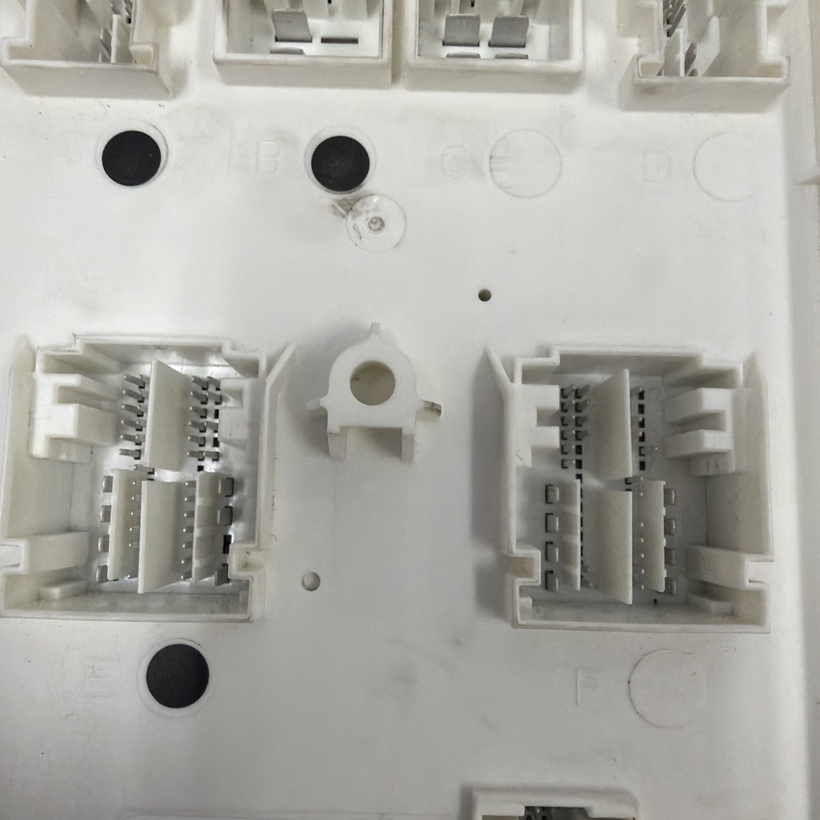 Maserati Ghibli 2014-2017 Body control module P/N 68226670AA
