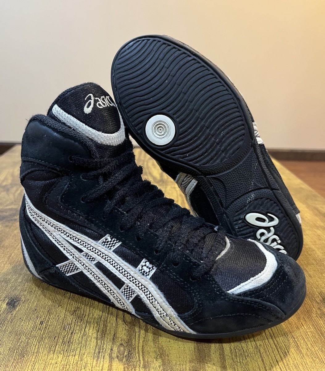 Asics Mosh Vintage Black/White Wrestling Shoes Size 4 | eBay