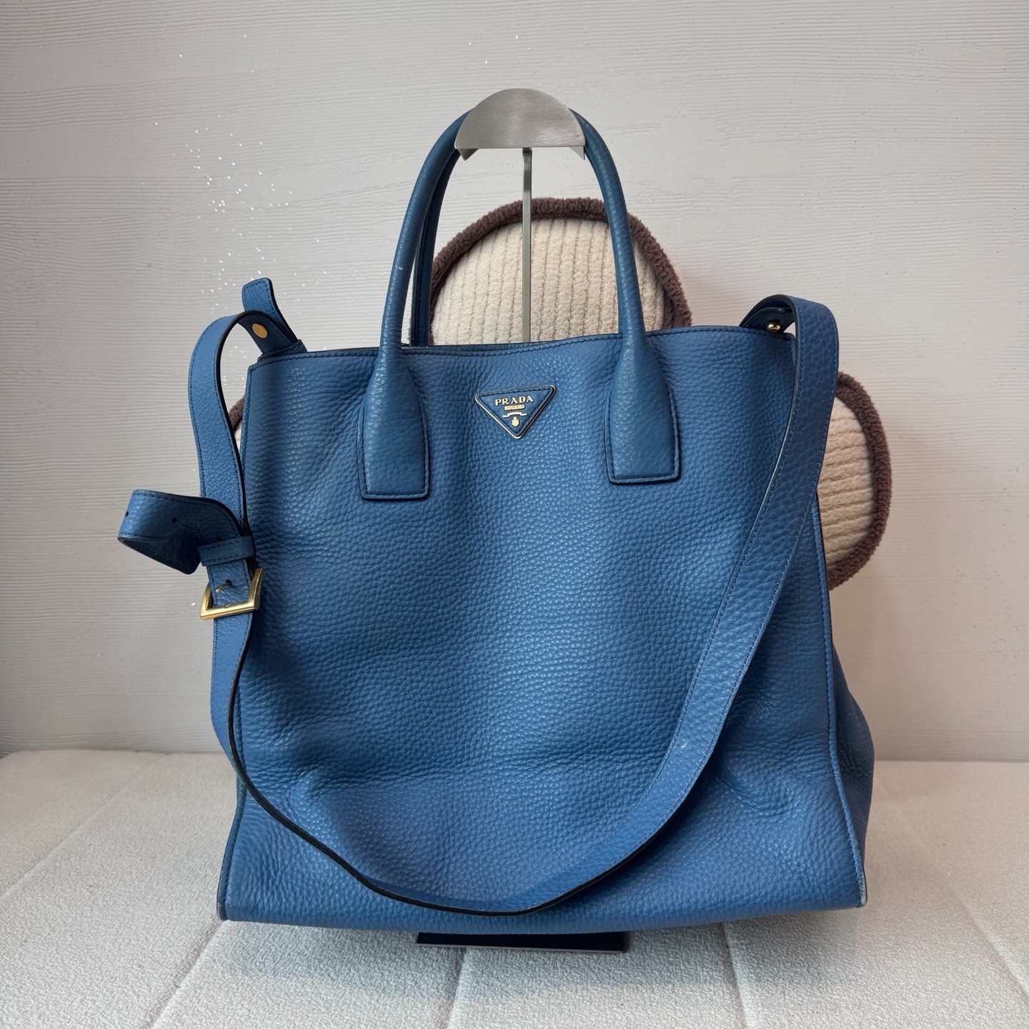 Prada Pre-Owned Authentic Shoulder Bag Blue Free Tracked Shipping
