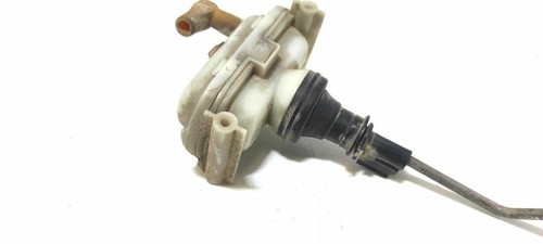Volkswagen PASSAT B3 1993 Diesel Stellmotor Tankdeckel Tankklappe 50kW UST54098