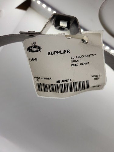 Mack Bracket Clamp 25162514 - Picture 3 of 9