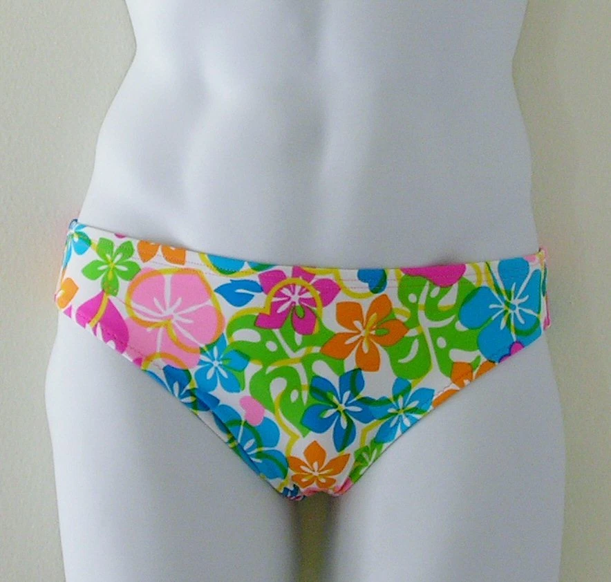 MEN'S Swim Brief Swimsuit in Regular or Low Rise in Maui White Floral Print - Image 4 of 4