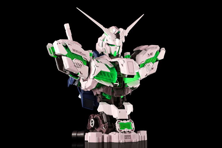 YH model 1/35 RX-0 Unicorn Bust Head Full Psycho-frame Prototype