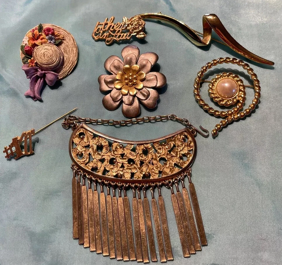 Vintage Crafting Jewelry  Lot Parts Repair Harvest Art  CRF1-14