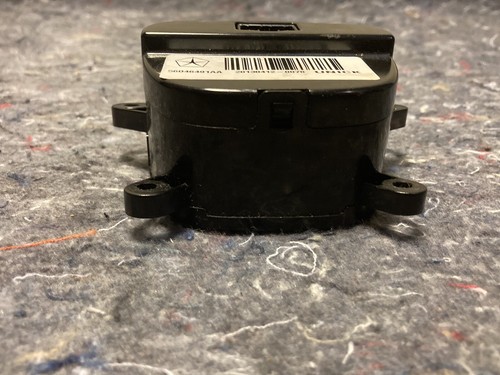 2011-2014 Dodge Avenger Chrysler 200 OEM Clock 56046491AA - Picture 3 of 7