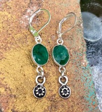 SUNDANCE CHARM HANDMADE EMERALD BEZEL ARTISAN STERLING SILVER JEWELRY EARRINGS