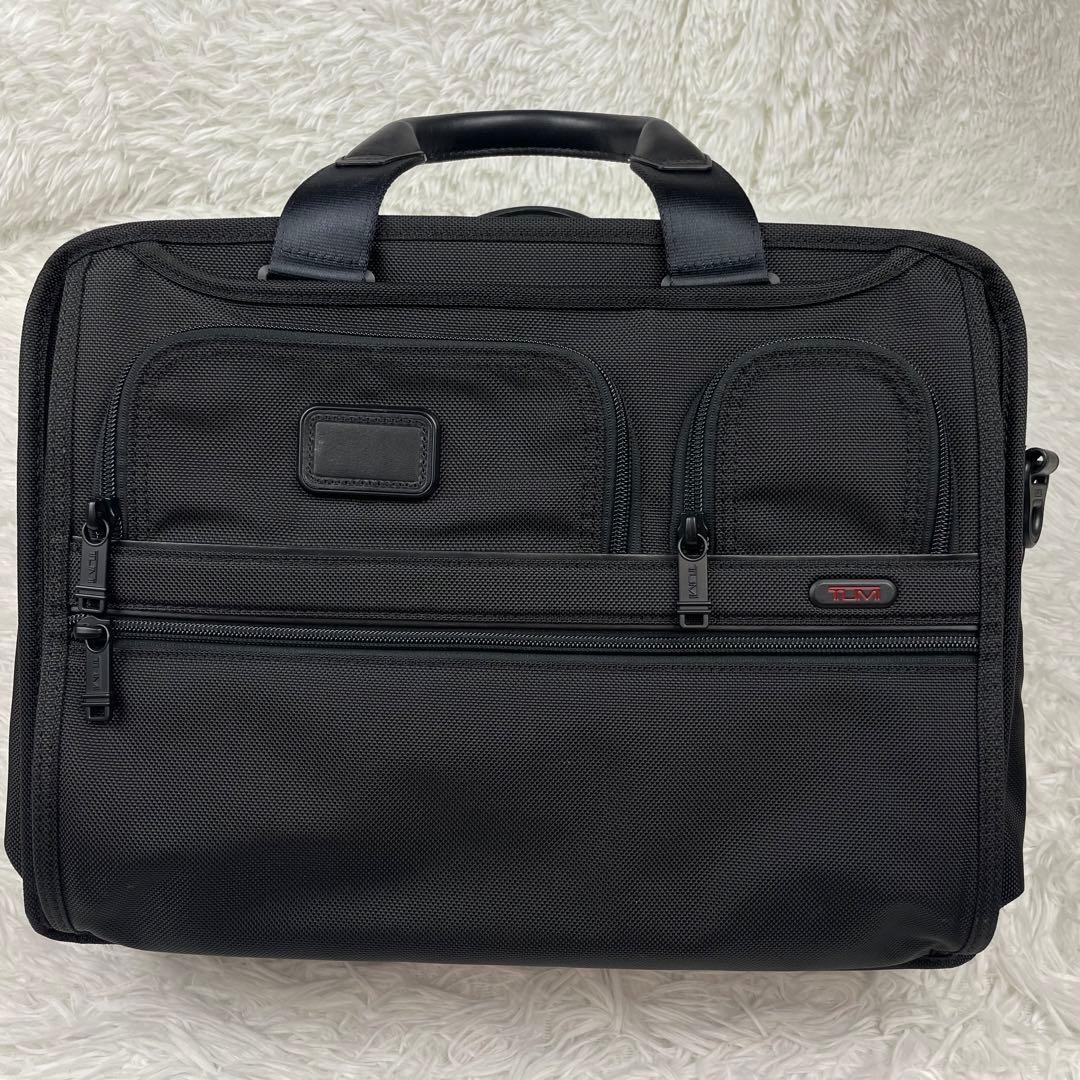 TUMI Alpha Expandable Computer Briefcase Black Ny… - image 2