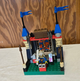 LEGO 6095  Royal Joust - Knight's Kingdom -  100% w/box & manual