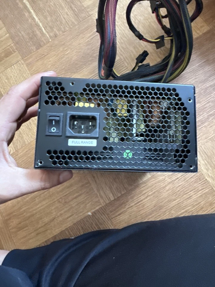 Silver stone SST ST60F SG Netzteil / Funktionsfähig - Bild 4 von 4