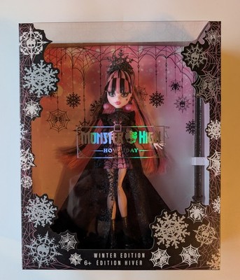 Monster High Howliday Draculaura - Winter Edition - New In Box - 2022 