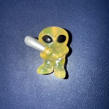 Vintage 1990s Yellow Clear Baseball Alien Vending Machine Mini Toy Figure L3
