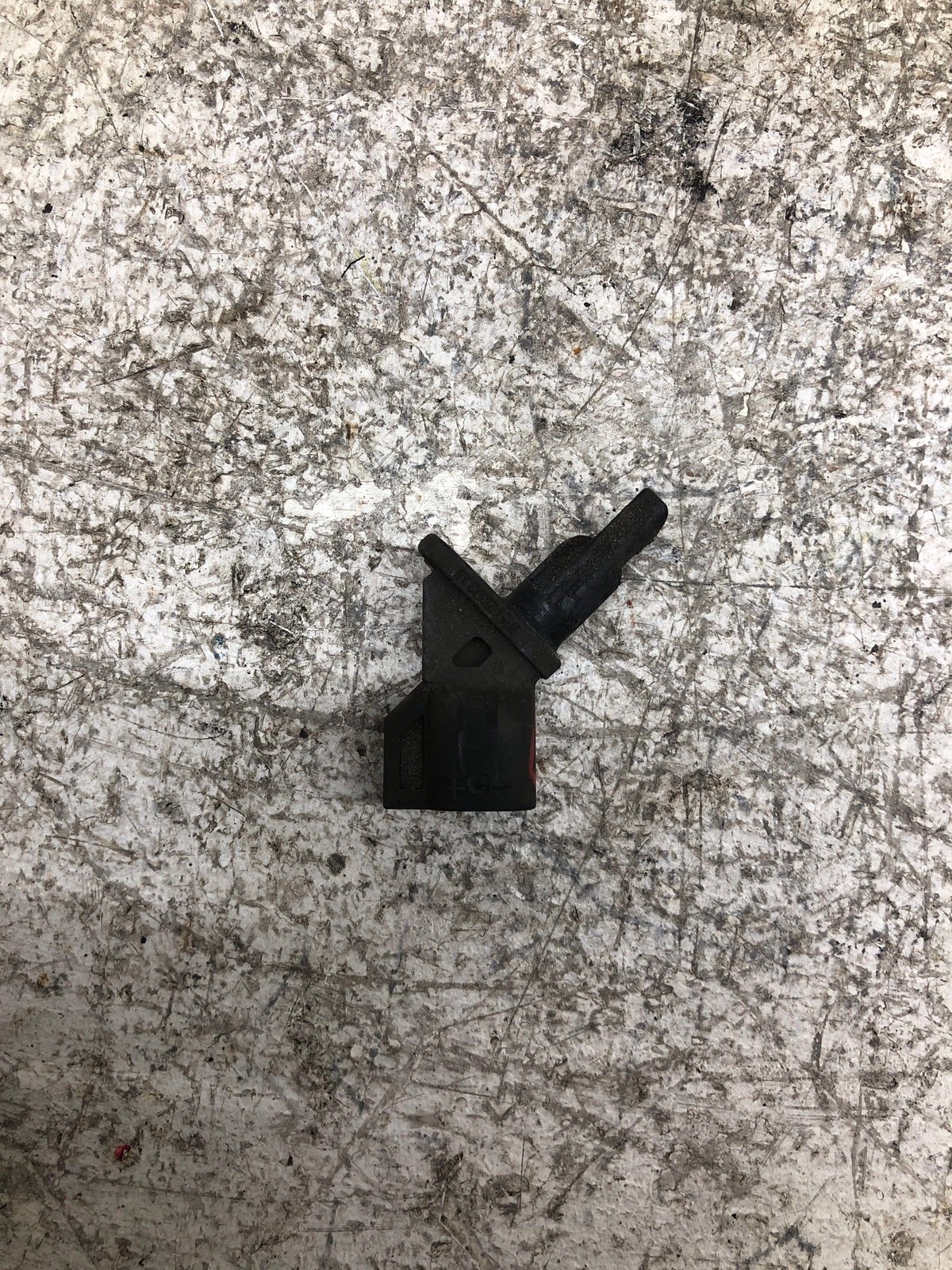 ASTON MARTIN RAPIDE (A) FRONT RIGHT OR LEFT ABS WHEEL SPEED SENSOR 3H5T-28372-AB