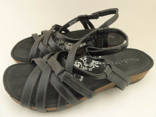 orthotic strappy sandals