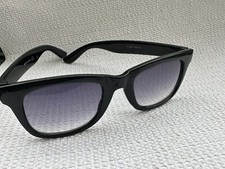 Place Youth Ages 4-7 Sunglasses 172161, 7000145.