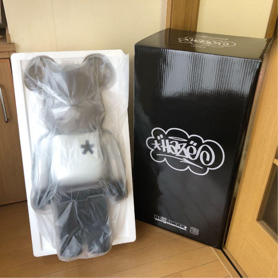 Eric Haze BE RBRICK 1000 Bearbrick 700mm Verified Limited Eric Haze BE RBRICK 1000 Bearbrick 700mm Verified Limited