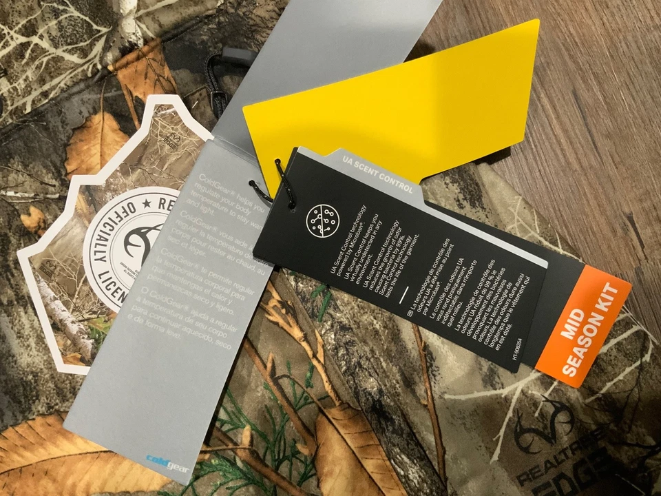 Under Armour  RealTree Edge Camo Hunting Hooded Jacket 1316696-991 Women's XL - Image 4 of 4