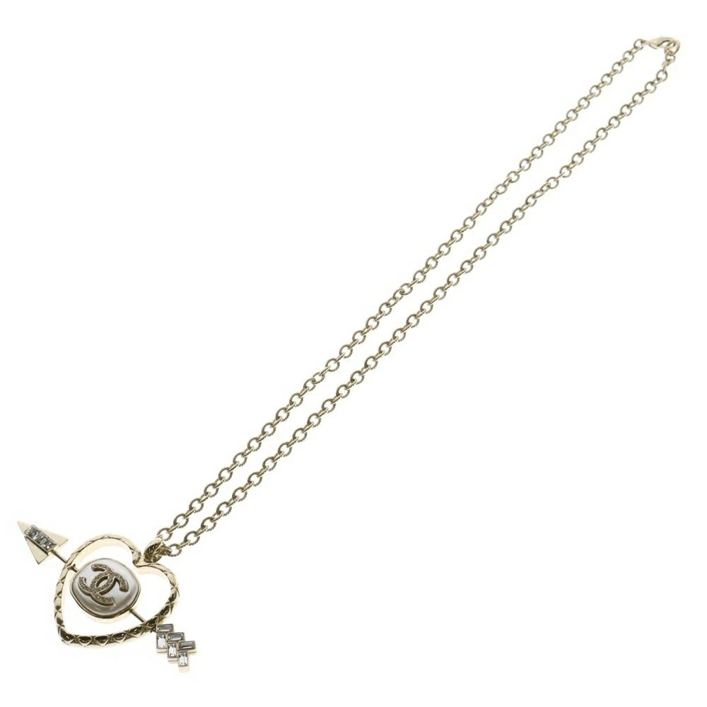 COLLANA CHANEL MARCHIO COCCO CUORE MOTIVO FRECCIA STRASS PLACCATO ORO B23C DONNA